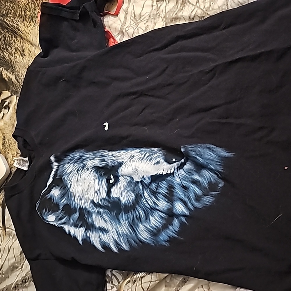 Mens t shirt